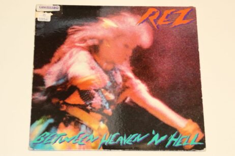 Resurrection Band - Between Heaven 'N Hell (VG+/G+)