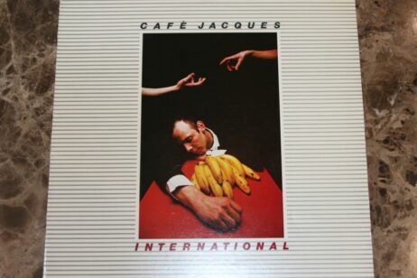 CafÃ© Jacques - CafÃ© Jacques International (VG+)