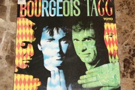 Bourgeois Tagg - Yoyo (VG)