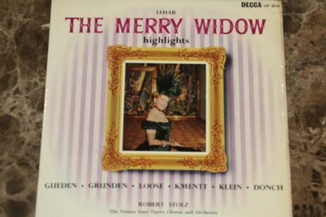 LehÃ¡r - Gueden âˆ™ Grunden âˆ™ Loose âˆ™ Kmentt âˆ™ Klein âˆ™ DÃ¶nch, Robert Stolz, The Vienna State Opera Chorus And Orchestra - The Merry Widow - Highlights (G+/VG)