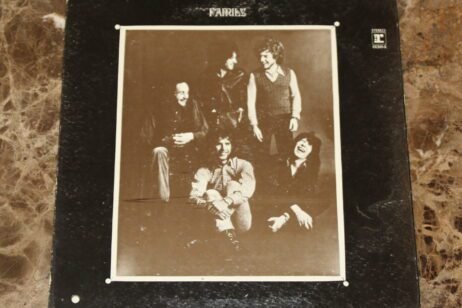 Family - A Song For Me (G+)