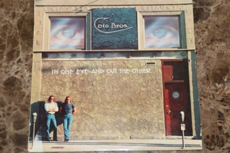 Cate Brothers - In One Eye And Out The Other (G+/VG)