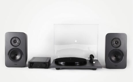 This is the image of the Rega System One.