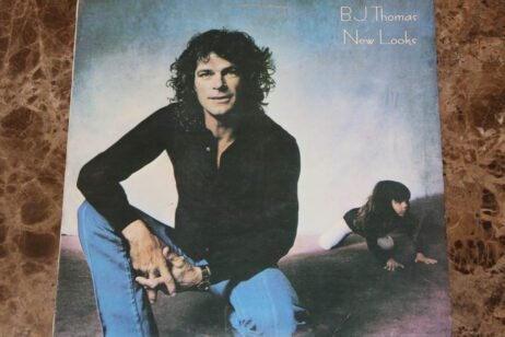B.J. Thomas - New Looks (VG)