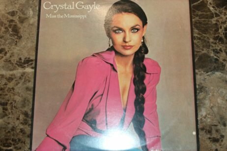 Crystal Gayle - Miss The Mississippi (G+)
