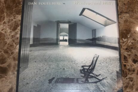Dan Fogelberg - Windows And Walls (VG)