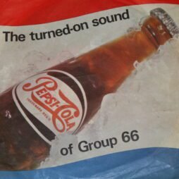 Group '66 - Turn On (VG/G+)