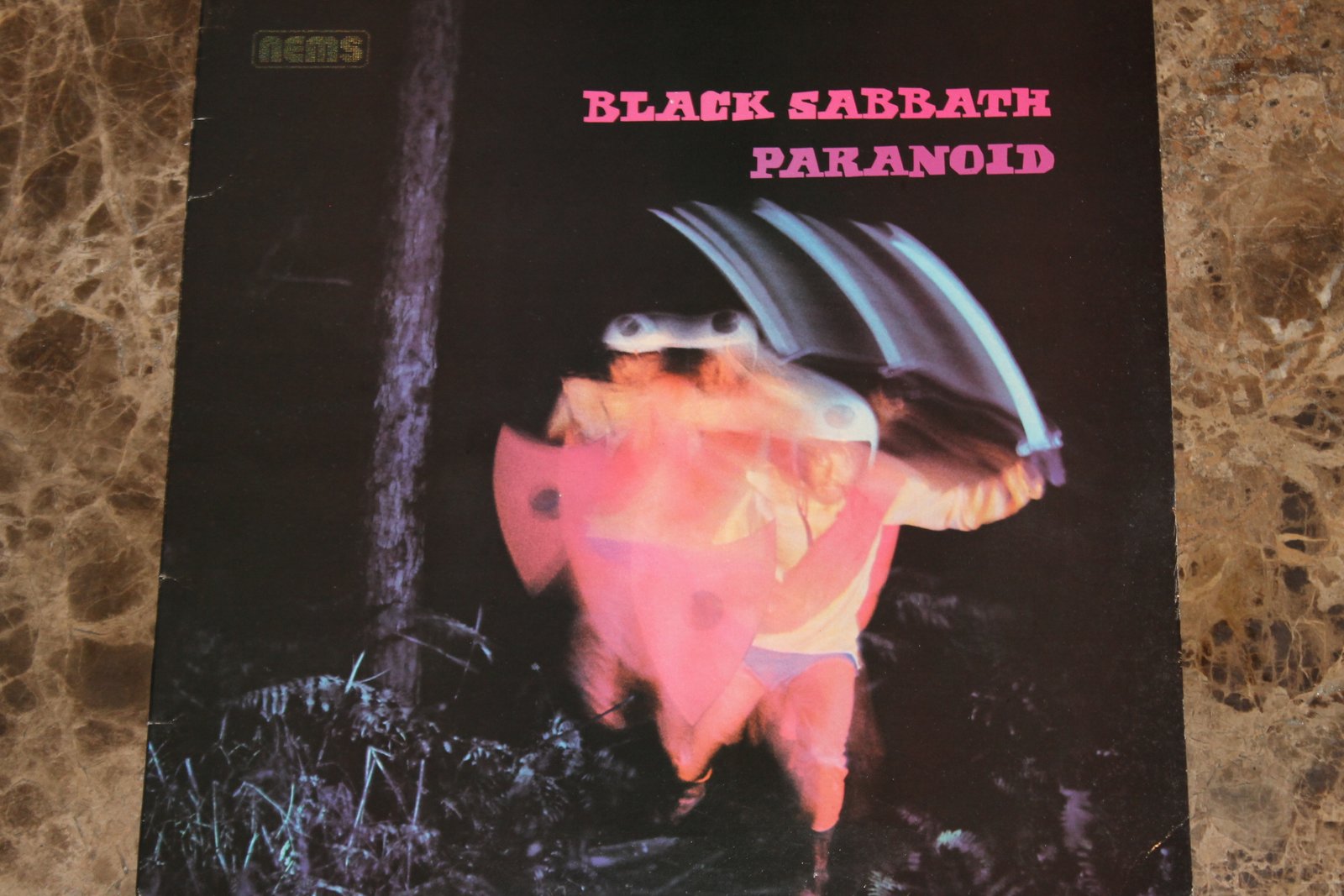Black Sabbath - Paranoid (VG+/VG) - Mr Vinyl