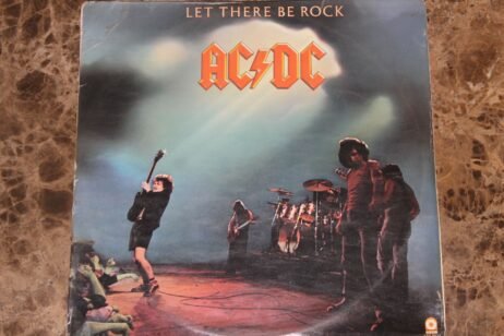 AC/DC - Let There Be Rock (G+)