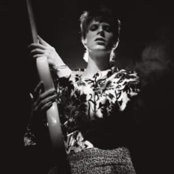 David Bowie - Rock 'N' Roll Star!