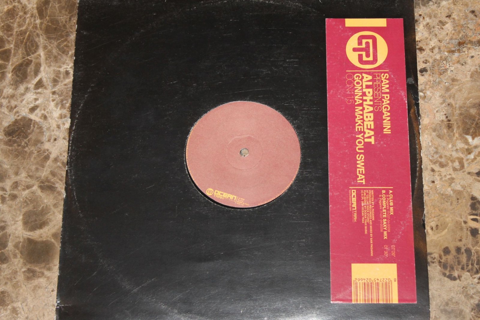 Sam Paganini Presents Alphabeat - Gonna Make You Sweat (VG+/Gen)
