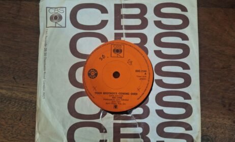 Ted Lynn - Your Brother's Coming Over / Wait 'Till The Season Comes Around (VG/Gen) (7")