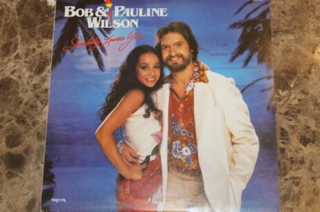 Bob & Pauline Wilson - Somebody Loves You (VG+/VG)