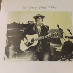 Neil Young - Comes A Time (VG/VG+)
