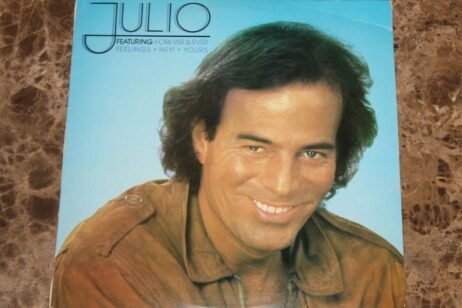 Julio Iglesias - Julio (VG)