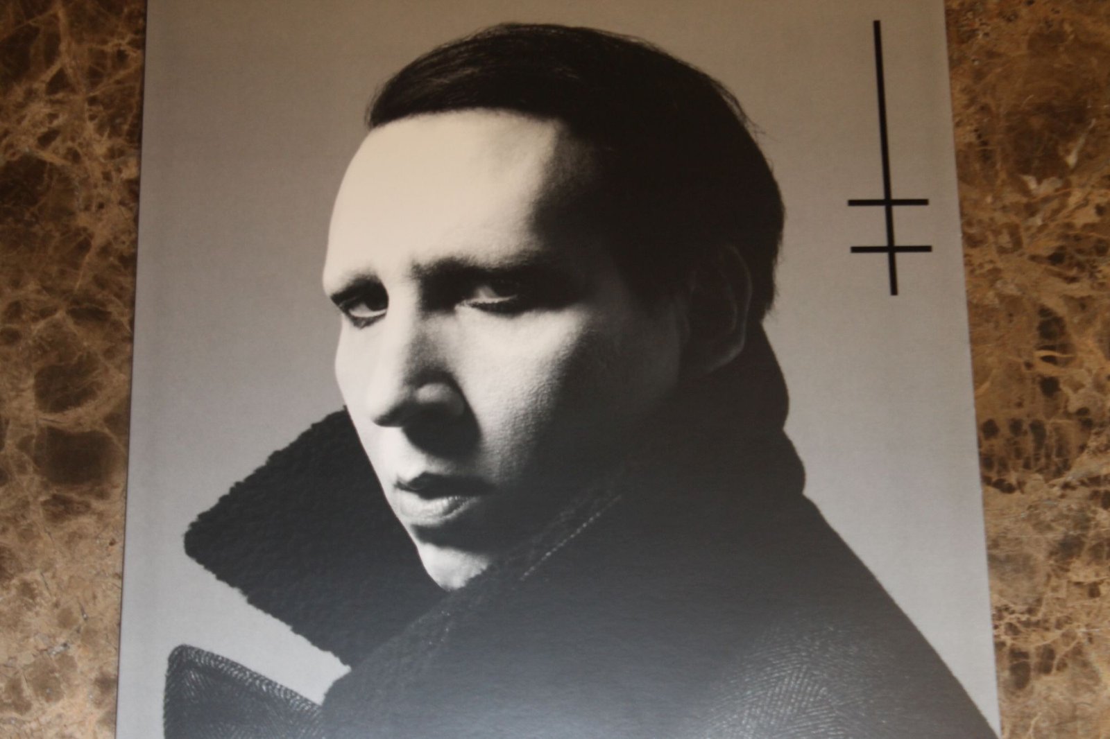 Marilyn Manson - Heaven Upside Down (VG+)