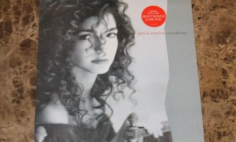 Gloria Estefan - Cuts Both Ways (VG+)
