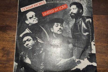 Commodores - United In Love (G) (12")