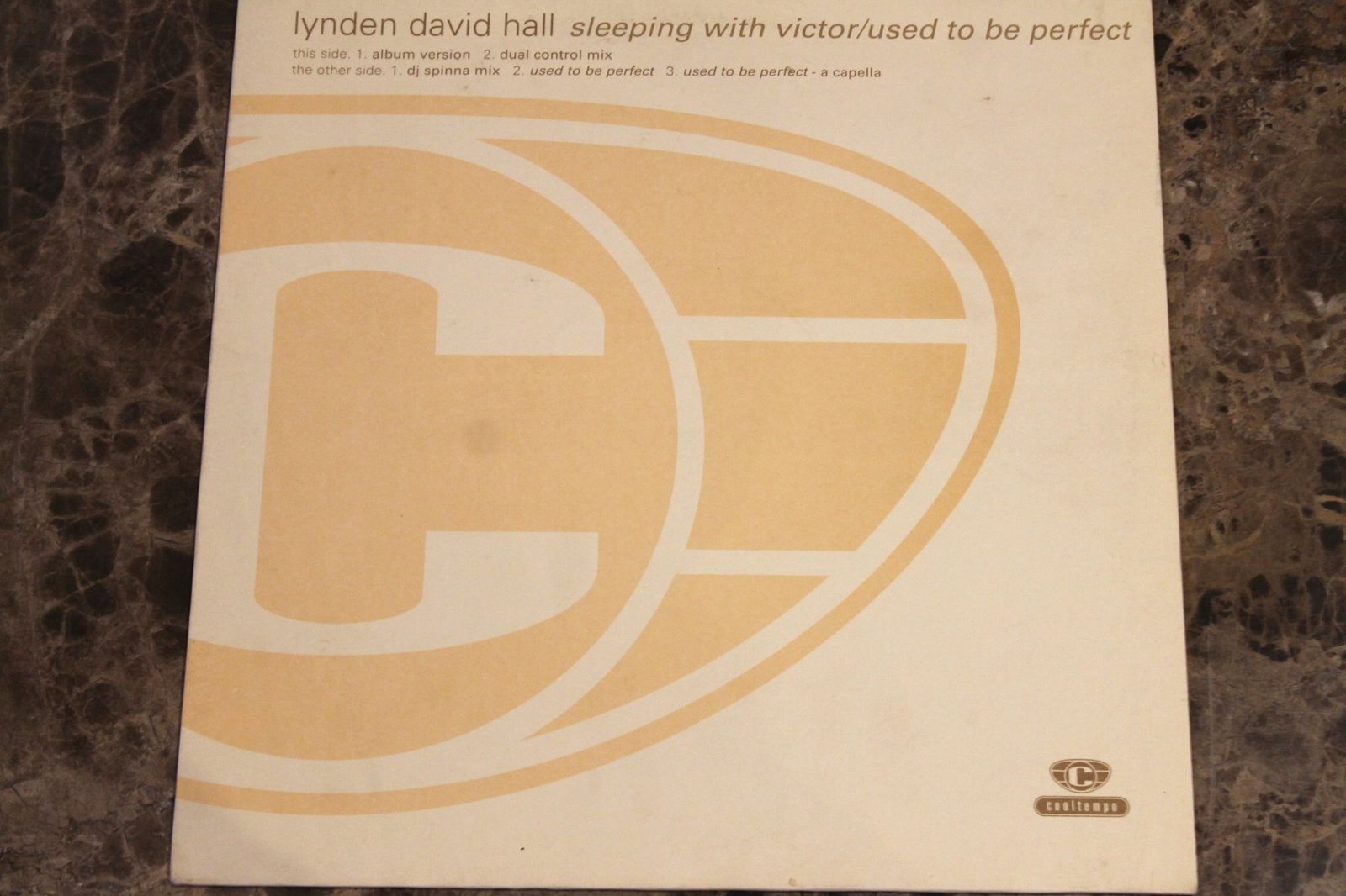 Lynden David Hall - Sleeping With Victor (VG+/VG)