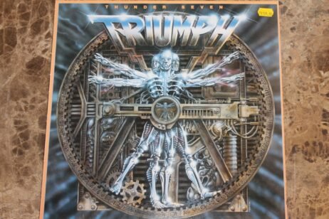 Triumph - Thunder Seven (VG+)