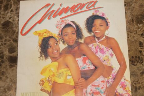 Chimora - Mayibuye Iafrika (G+)