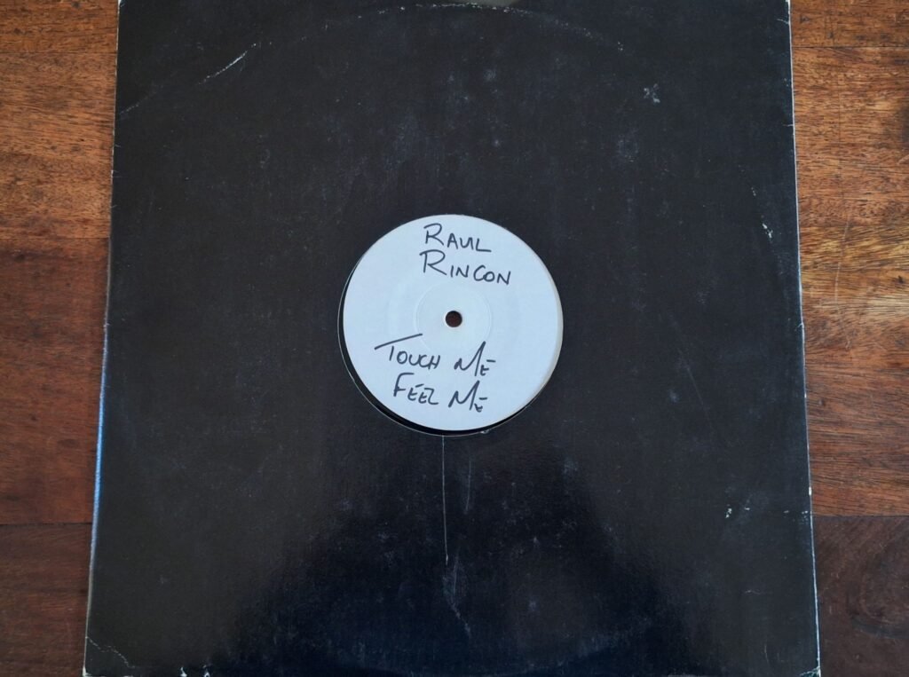Kienzle & Iberle - Touch Me (Raul Rincon's Sexy Touch Mix) (VG/Gen ...