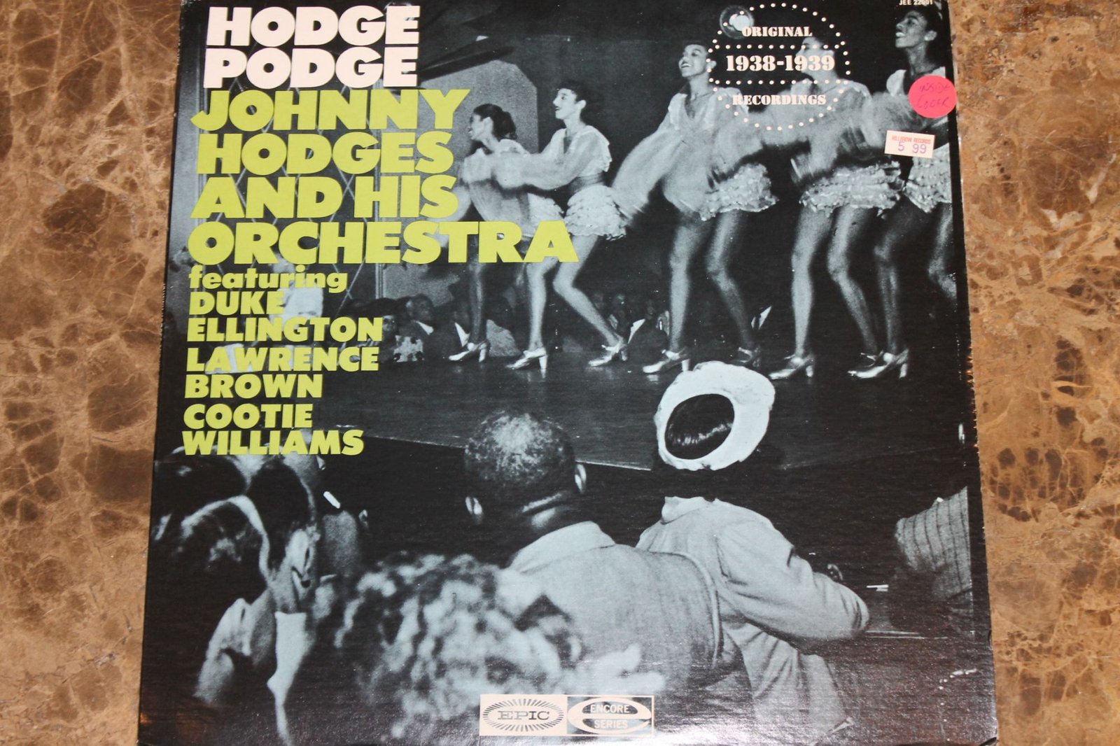 Johnny Hodges And His Orchestra Featuring Duke Ellington, Lawrence Brown & Cootie Williams - Hodge Podge (G+/VG)