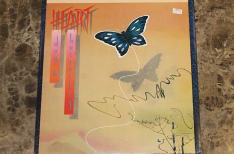 Heart - Dog & Butterfly (VG+)