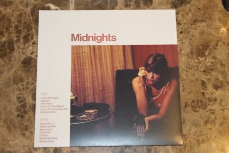 Taylor Swift - Midnights (VG+) (Orange Translucent Marbled Vinyl)