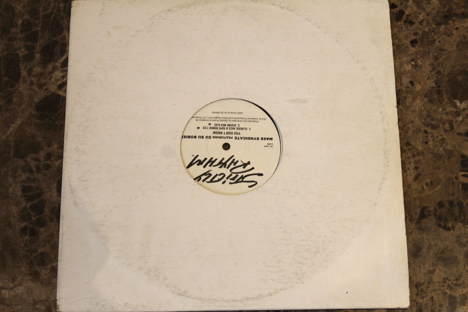 Jazpel United Featuring Su Su Bobien - You Don't Know (VG/Gen)