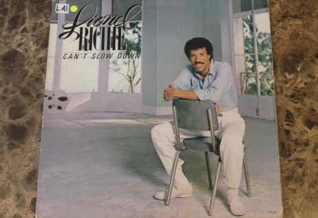 Lionel Richie - Can't Slow Down (G/G+)