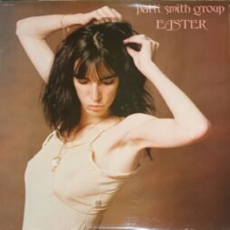 Patti Smith Group - Easter (VG/VG+)