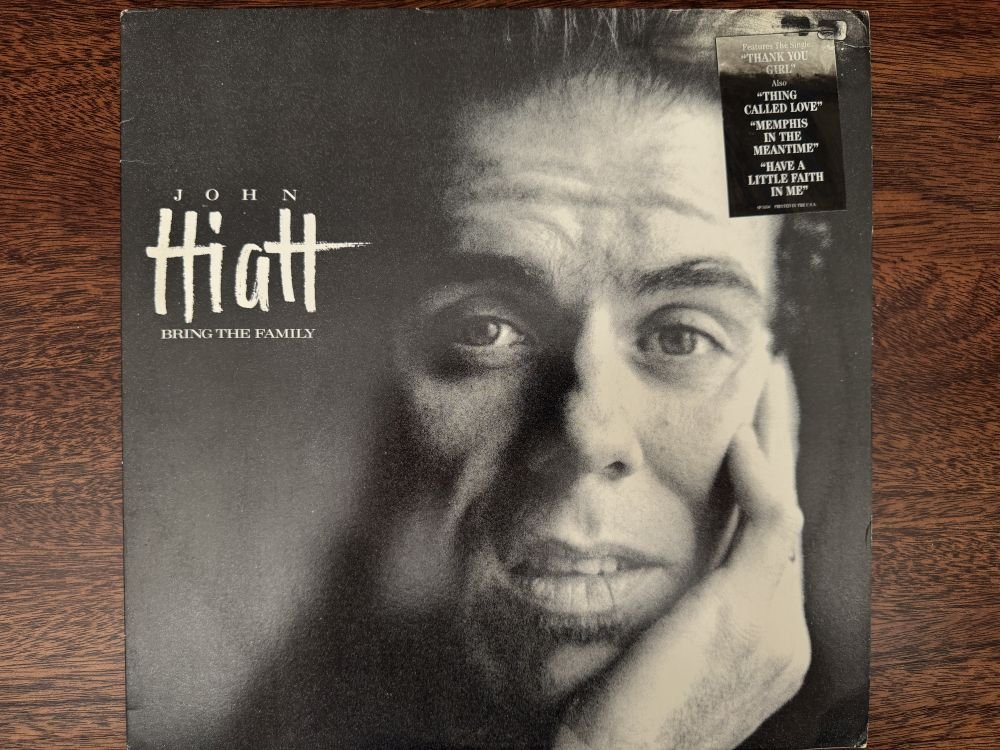 John Hiatt - Bring The Family (VG)
