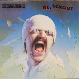Scorpions - Blackout (VG+/G)