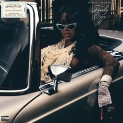 Summer Walker - Finally Over It (2LP) (Opaque Bone Vinyl)