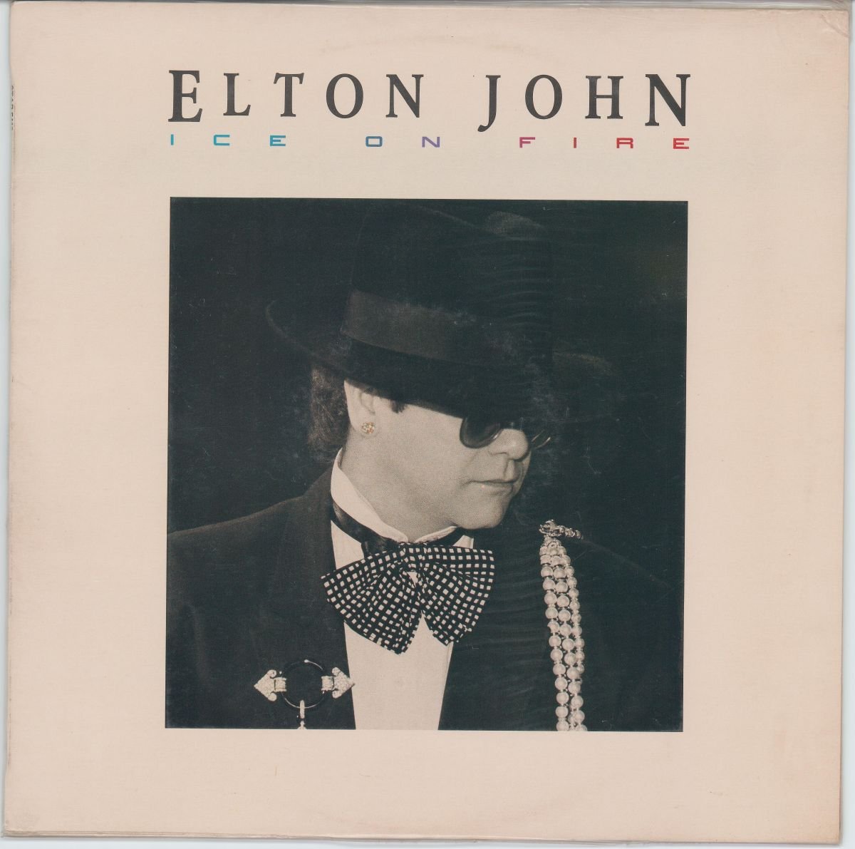 Elton John - Ice On Fire (VG+/VG)