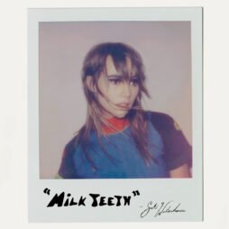 Suki Waterhouse - Milk Teeth (45RPM)
